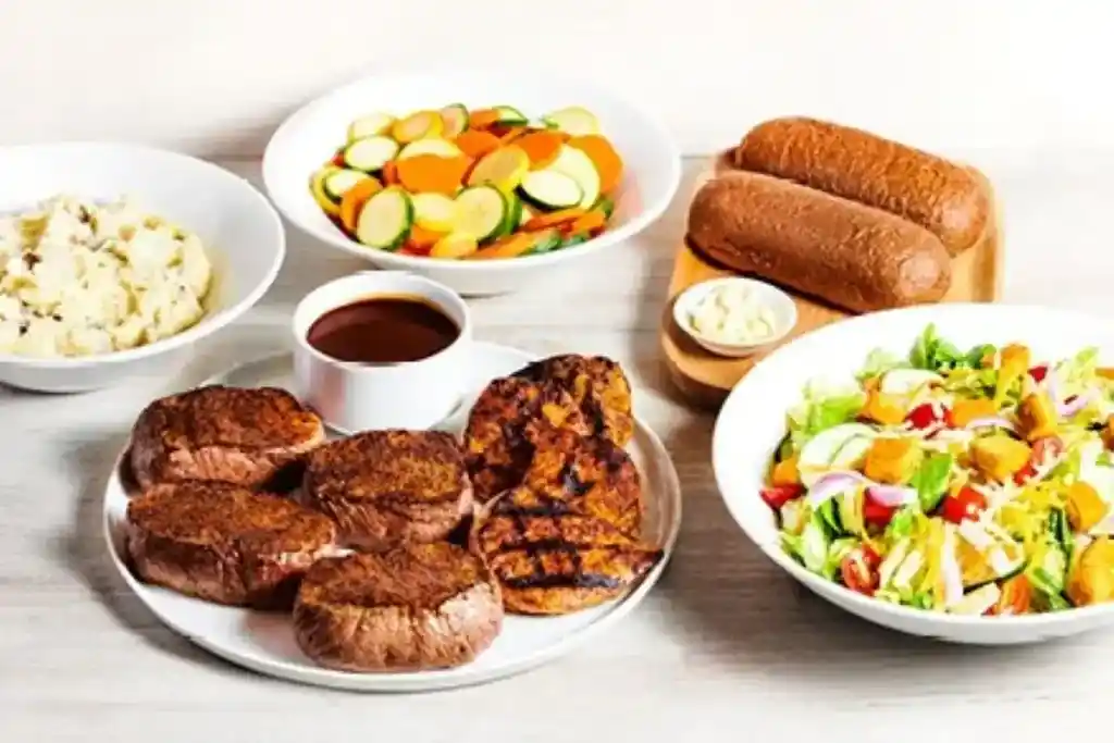 Outback Steakhouse Bloomin Bundles Meals 2025 5 Center-Cut Sirloin & Grilled Chicken for 4
